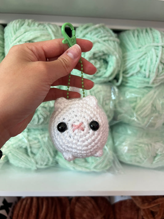 Snow - Loaf Cat Keychain