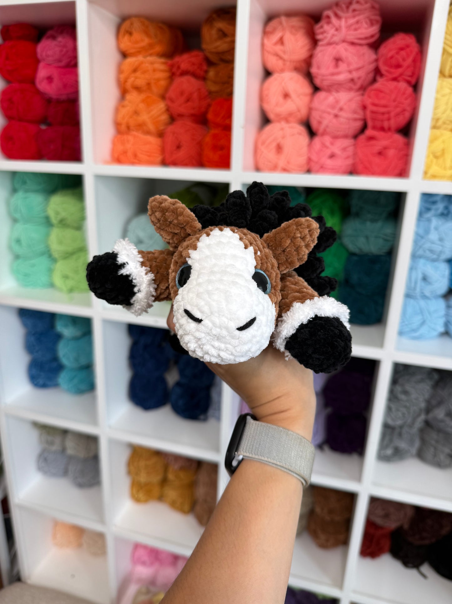 Mini Floppy Horse Plushie - Brown/White