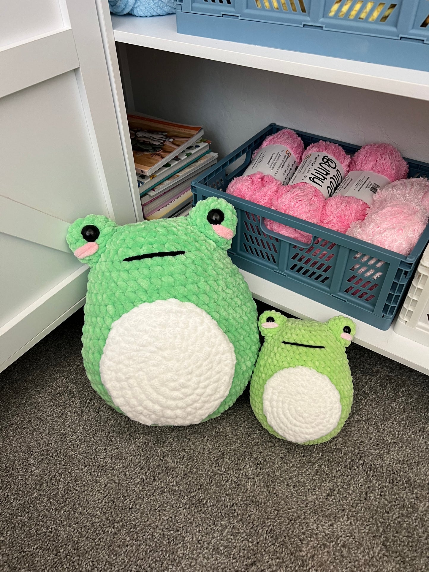 Jumbo Frog Crochet Pattern