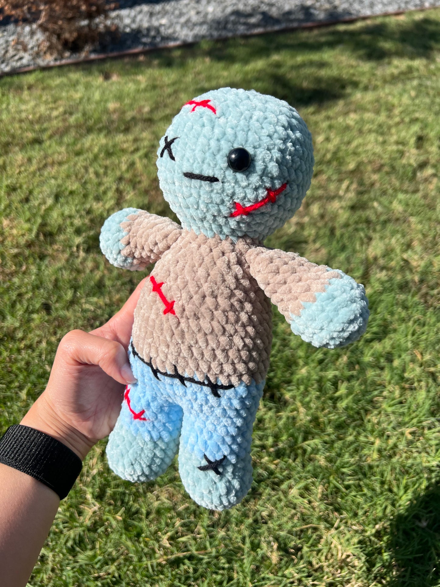 2-in-1 No Sew Frankenstein & Zombie Crochet Pattern