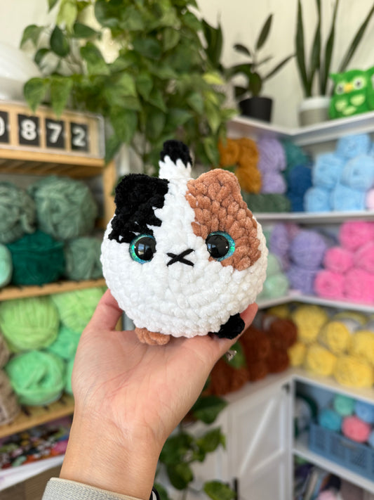 Callie Mini Loaf Cat