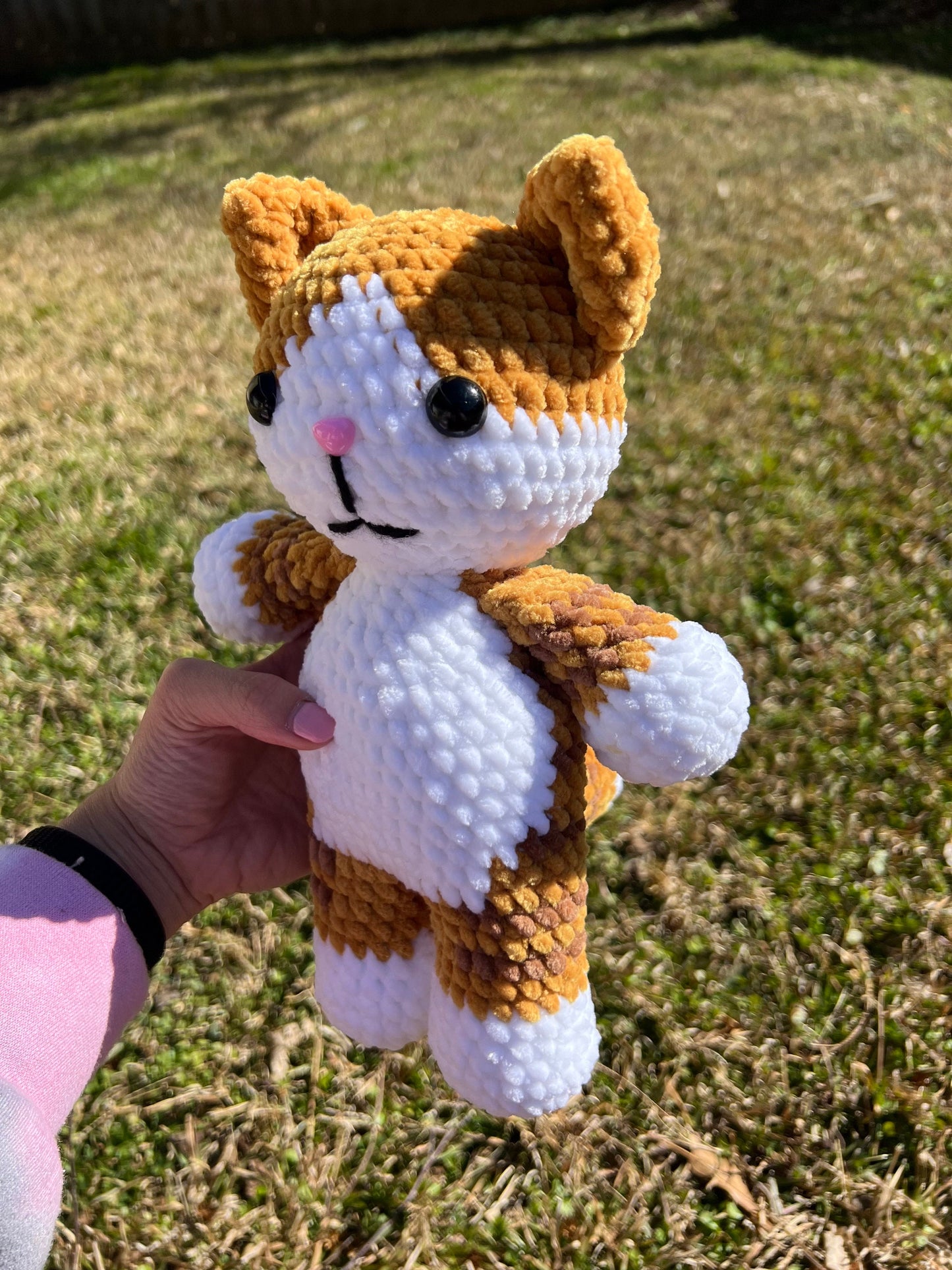 Cat Crochet Pattern with Bow Tie (Low Sew) Crochet Pattern
