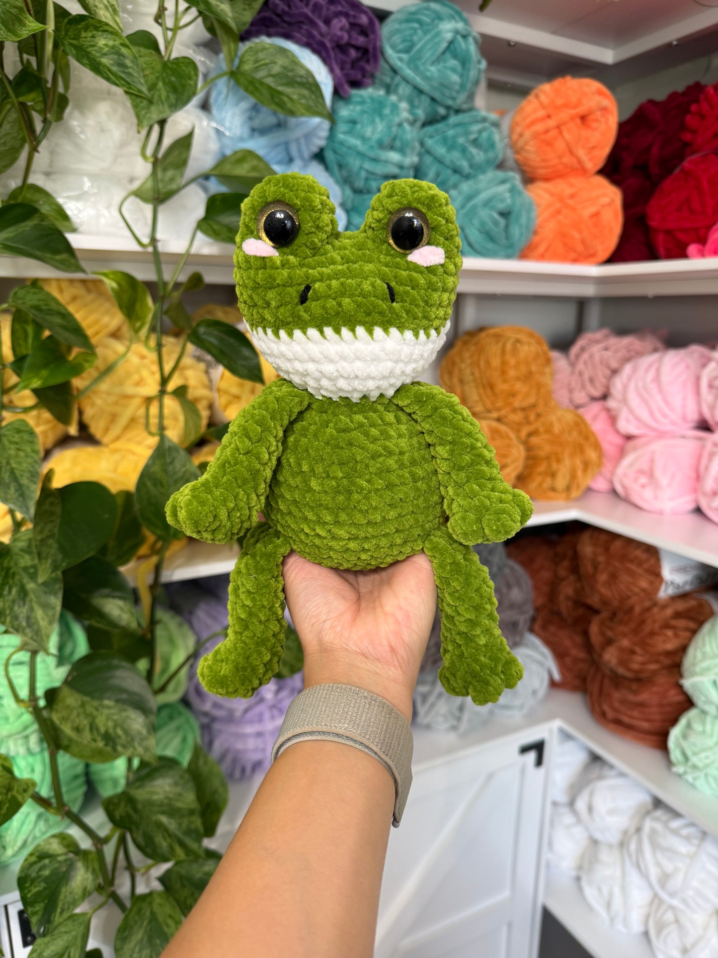 Weighted Squishy Frog Plushie - Dark Green