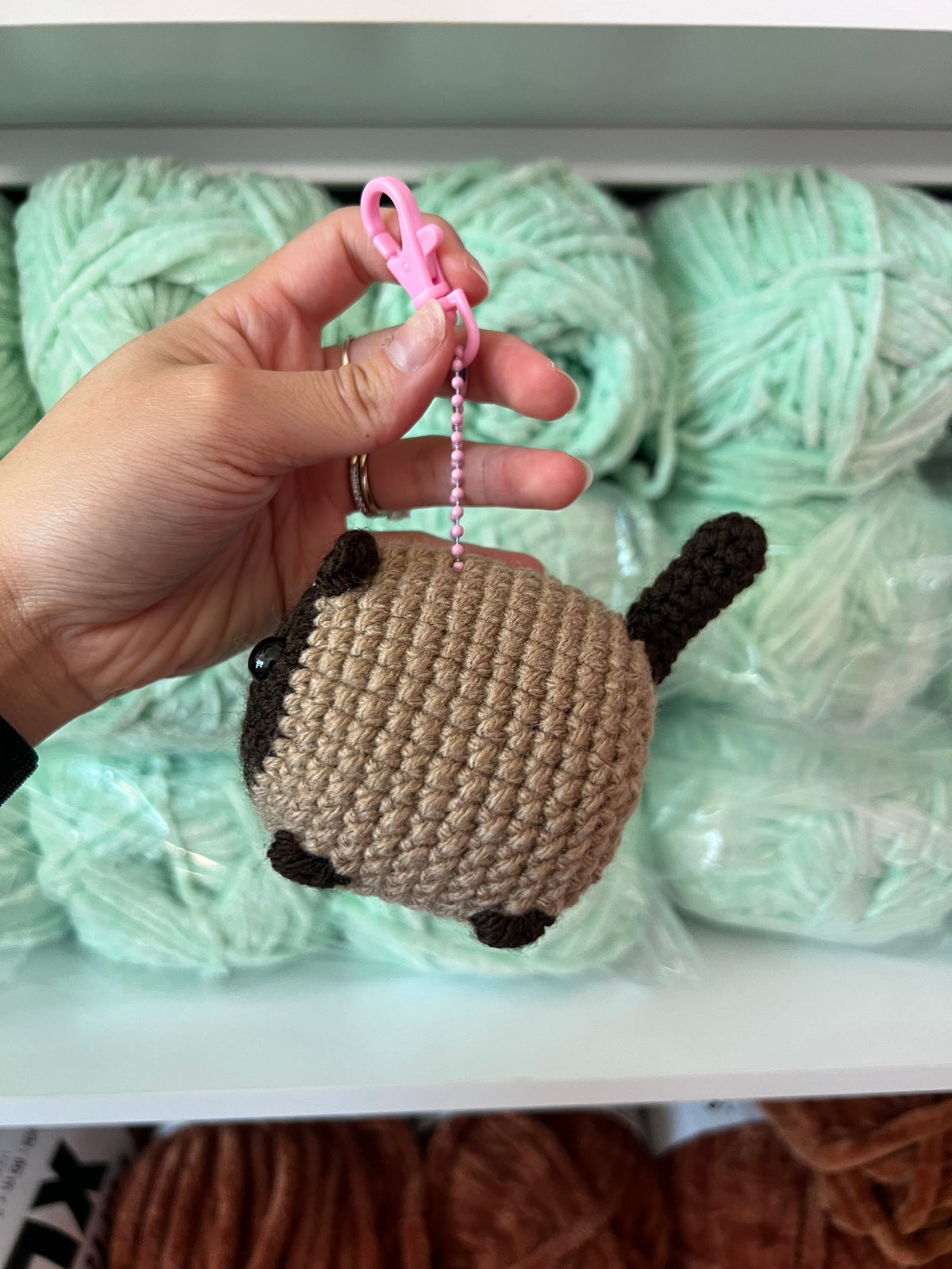 Simon Keychain Simon - Loaf Cat Keychain – CrochetByGenna