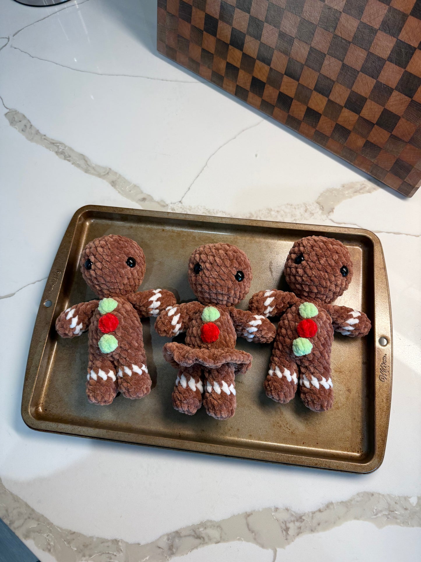 2-in-1 Mini Gingerbread Man Crochet Pattern