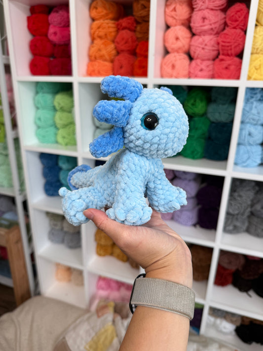 Mini Sitting Axolotl Plushie - Blue