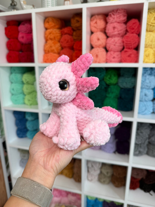 Mini Sitting Axolotl Plushie - Pink